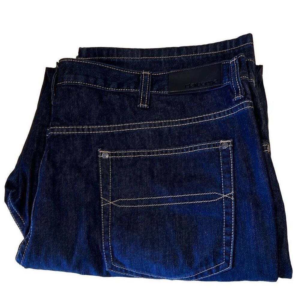 Claiborne Men’s relaxed fit blue jeans Sz. 44/34